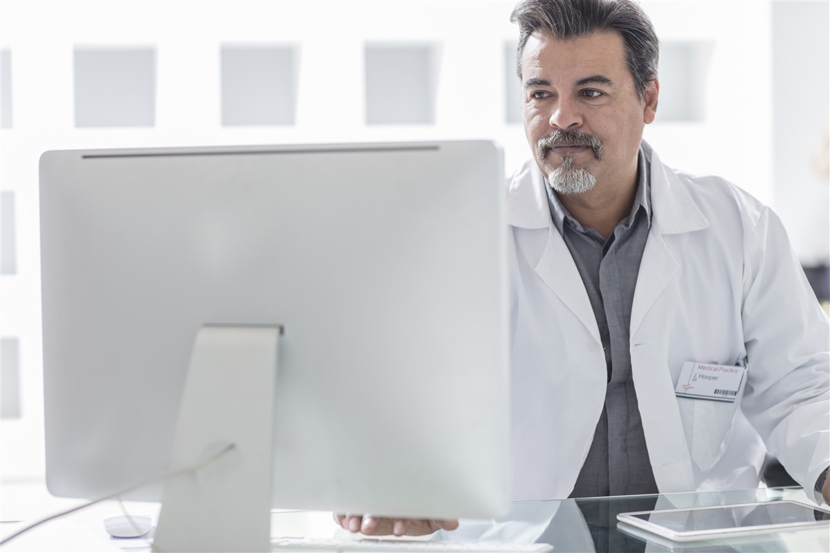 logiciels IA d'aide aux médecins