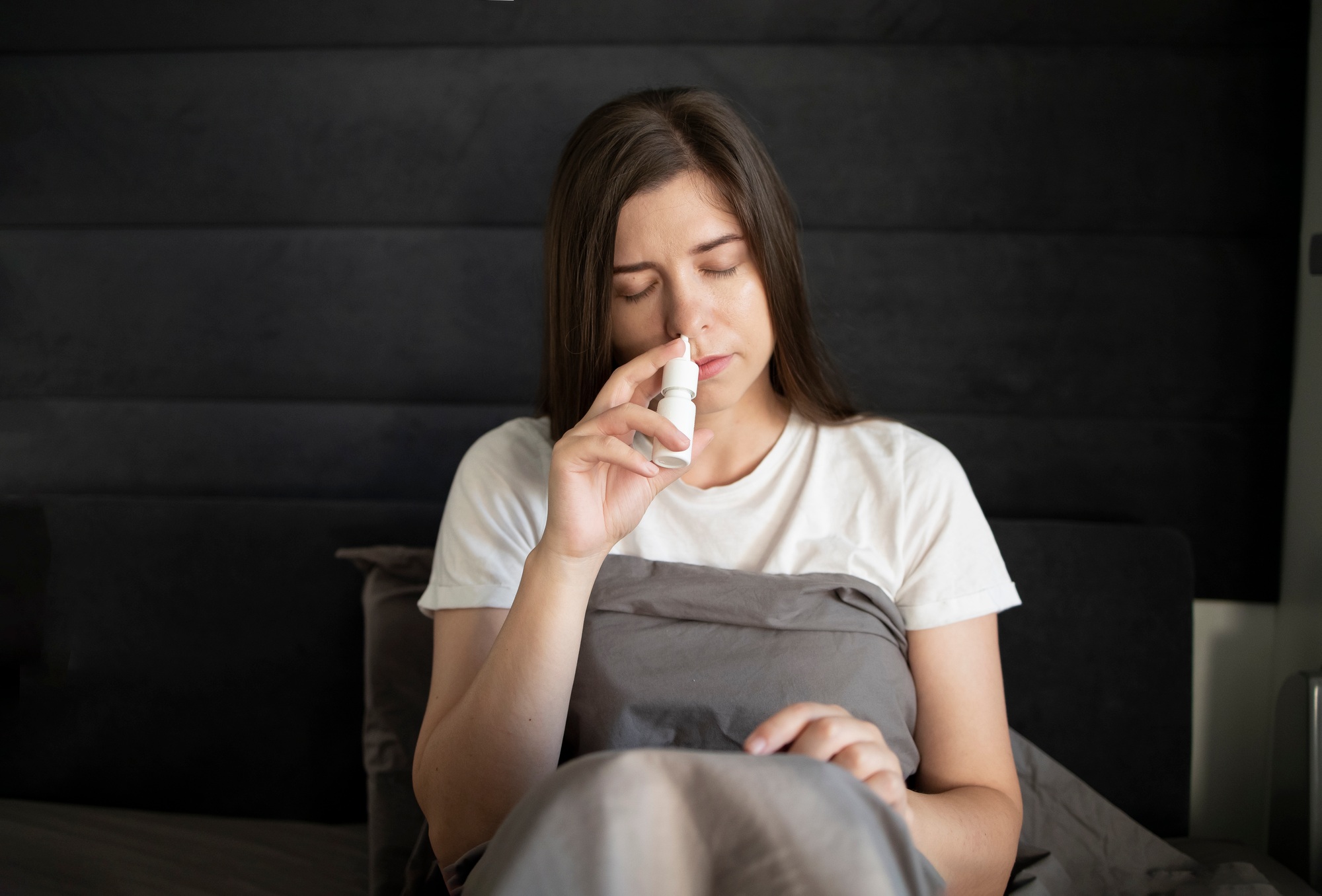 splashes nose drops, cures allergic rhinitis, has home treatmen