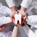 Protégez vos dents, vos yeux et votre audition avec une mutuelle senior adaptée